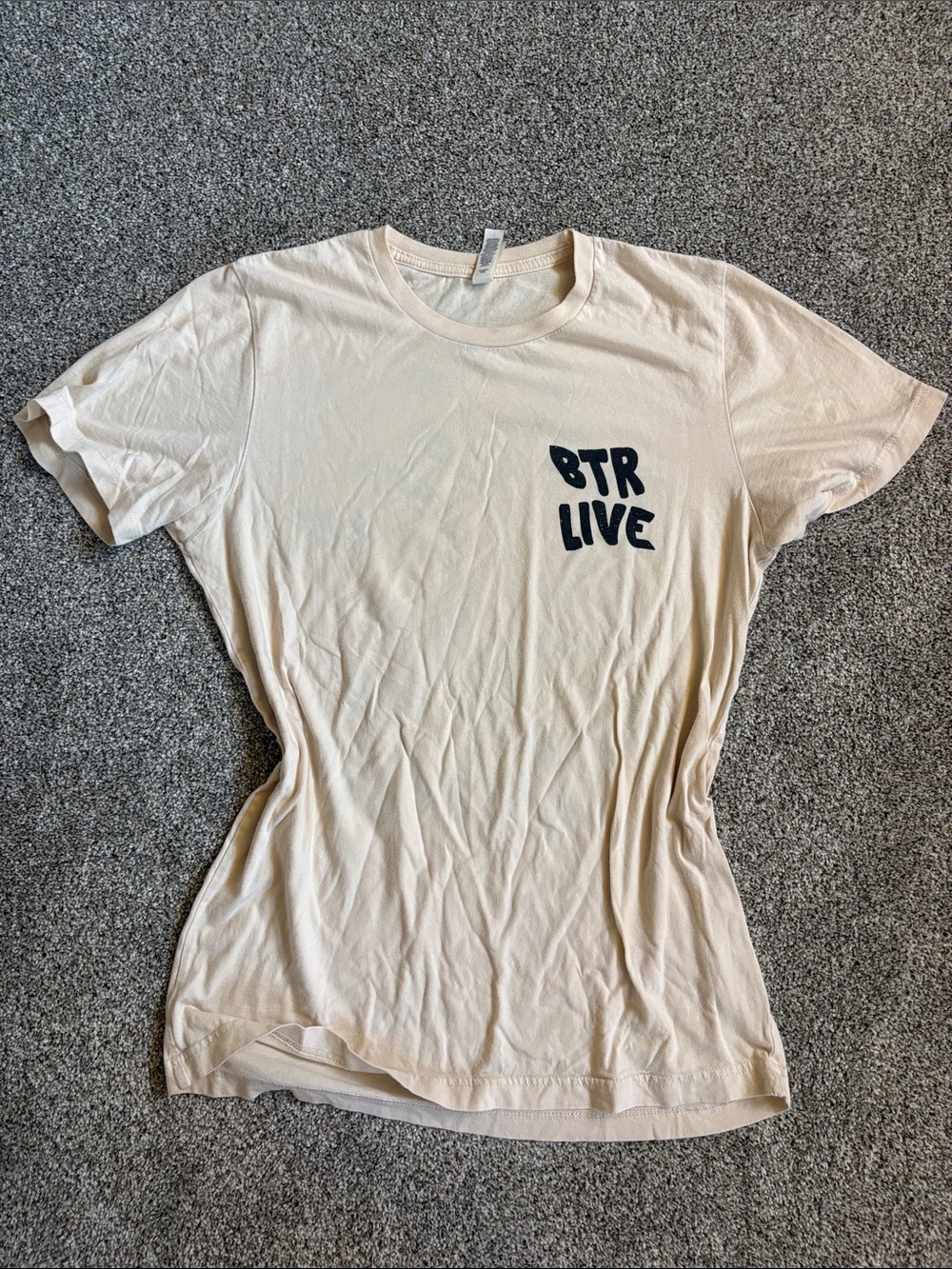 Big Time Rush Live Cream Graphic Tee - Women's Casual Top
